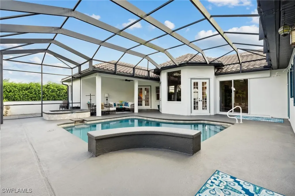 18157 Baywood Drive Naples FL 34114