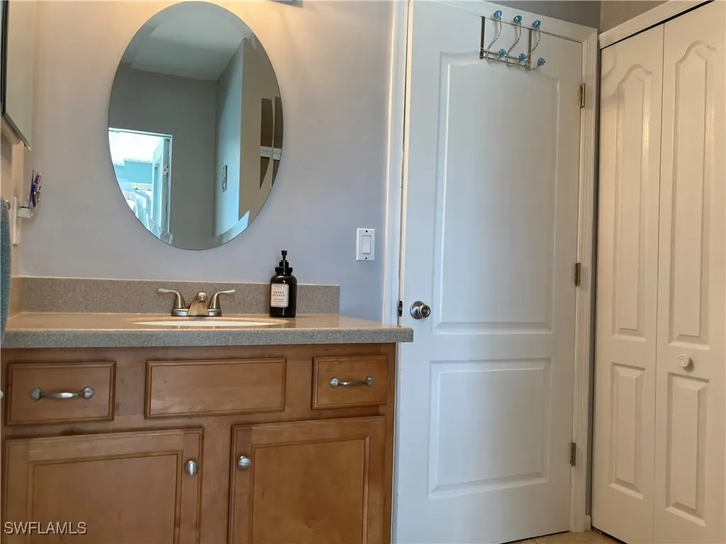 522 SW 26th Terrace Cape Coral FL 33914