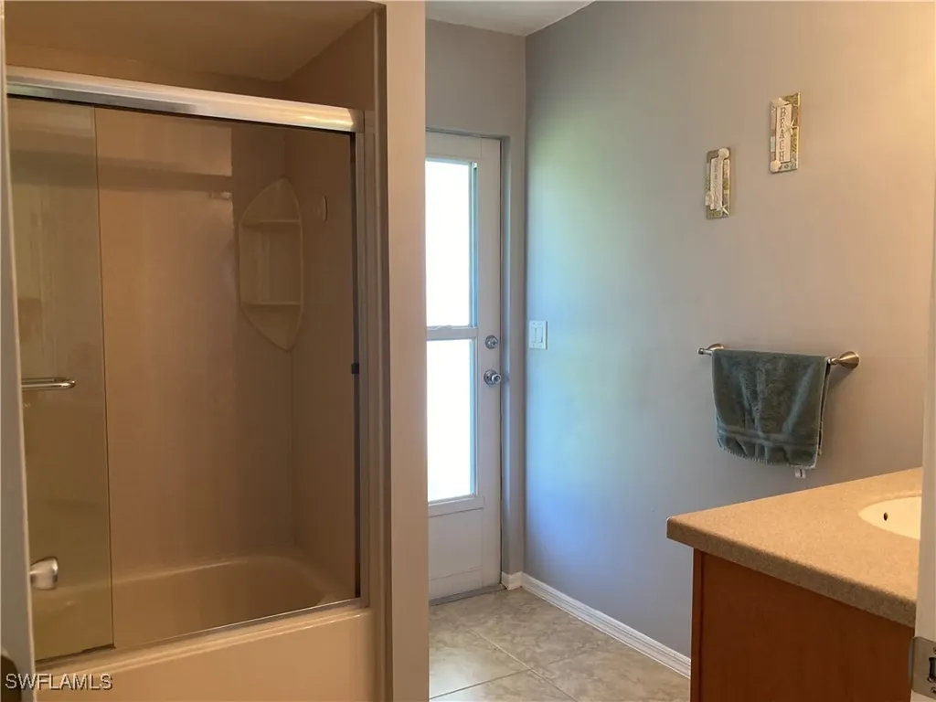 522 SW 26th Terrace Cape Coral FL 33914
