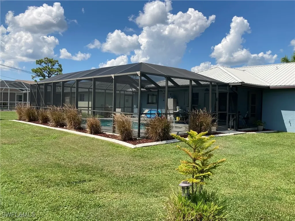 522 SW 26th Terrace Cape Coral FL 33914