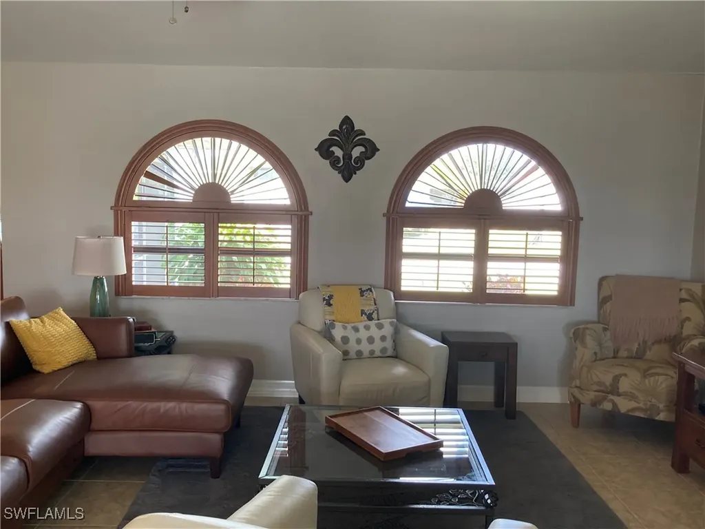 522 SW 26th Terrace Cape Coral FL 33914