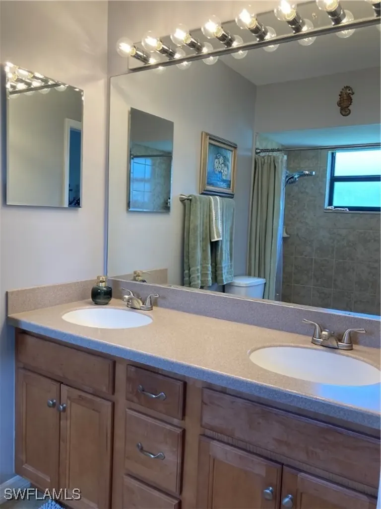 522 SW 26th Terrace Cape Coral FL 33914