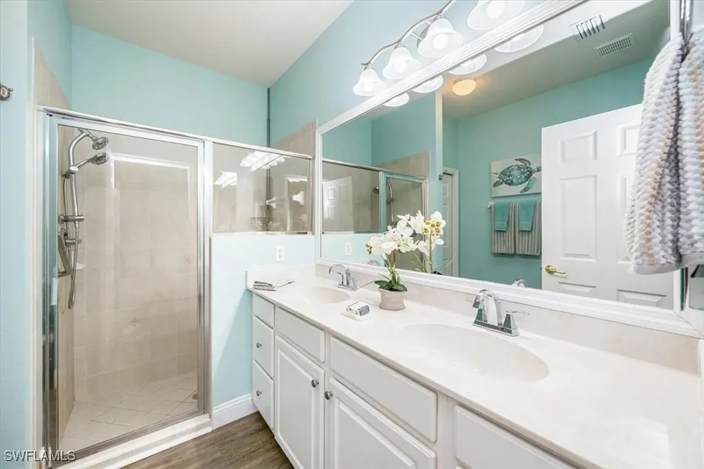 14214 Manchester Drive Naples FL 34114