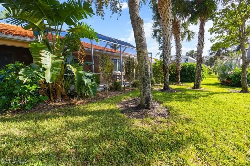 14214 Manchester Drive Naples FL 34114