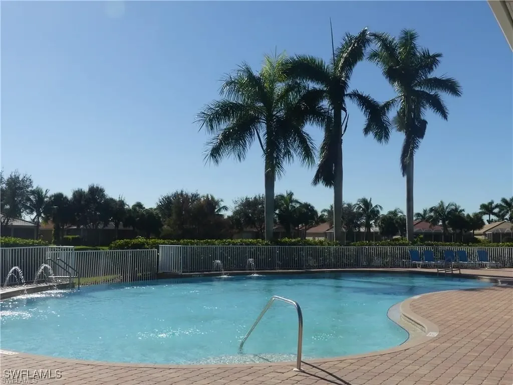 14214 Manchester Drive Naples FL 34114
