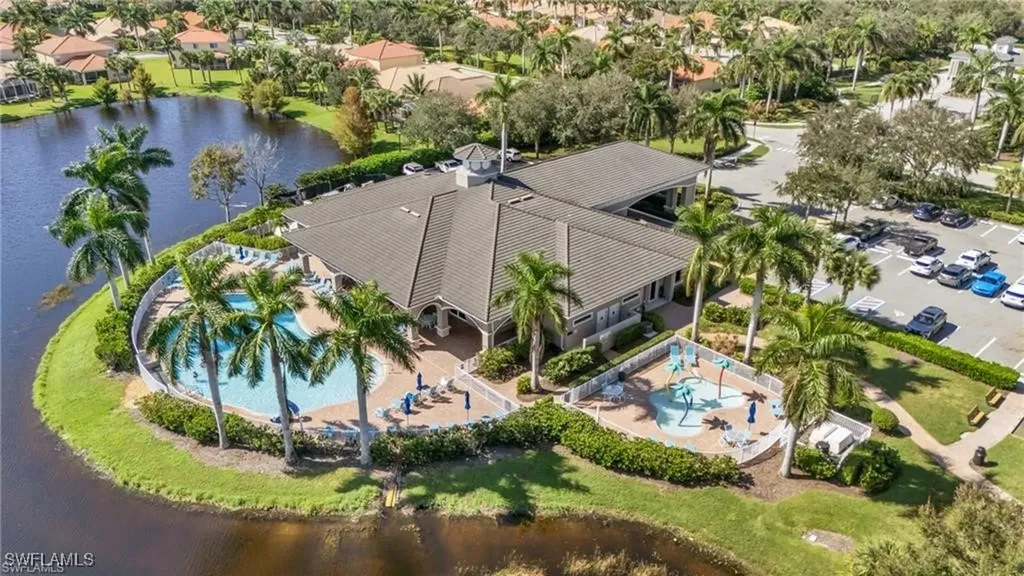 14214 Manchester Drive Naples FL 34114