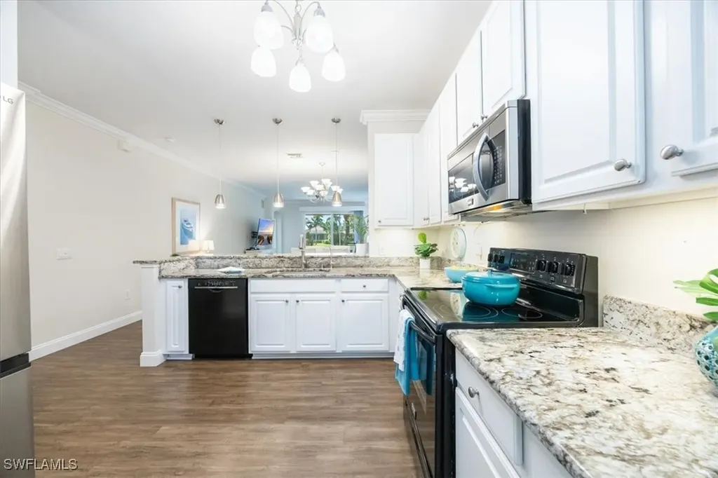 14214 Manchester Drive Naples FL 34114