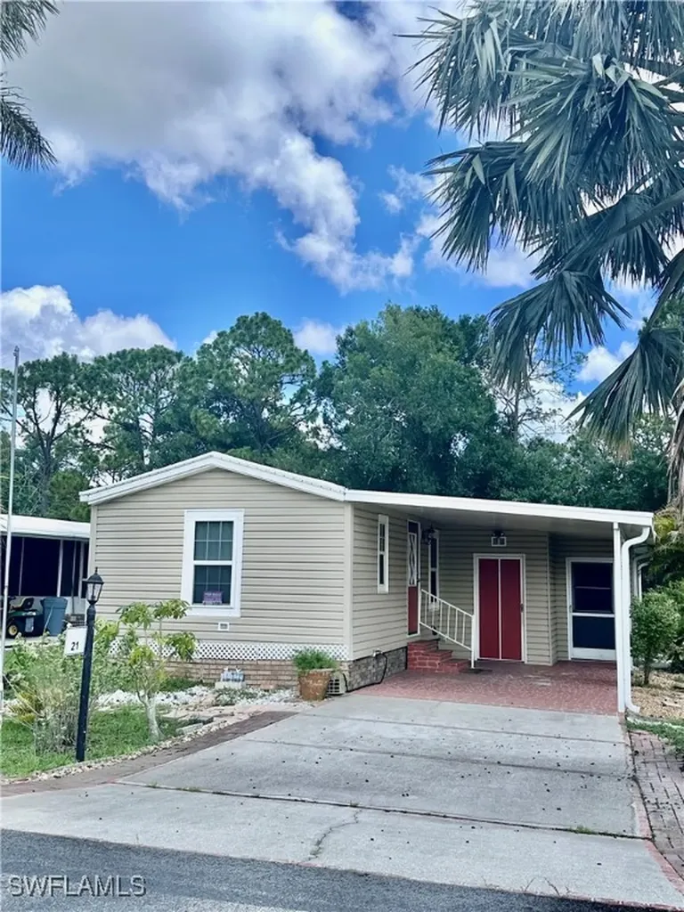 5072 Fiddleleaf Drive Fort Myers FL 33905