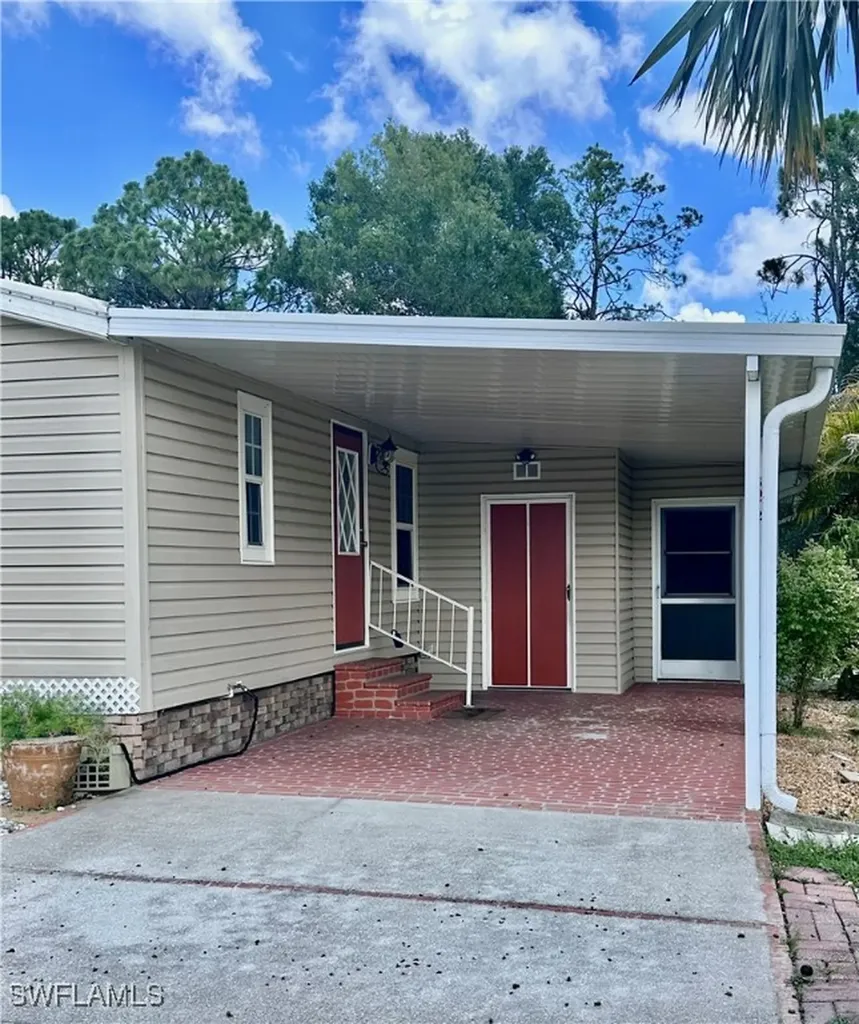 5072 Fiddleleaf Drive Fort Myers FL 33905