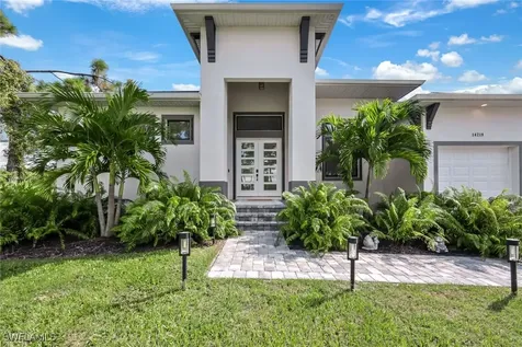 14219 Wenzel Avenue Port Charlotte FL 33981