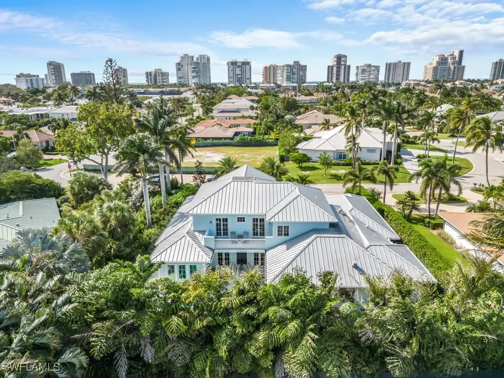 533 Turtle Hatch Lane Naples FL 34103