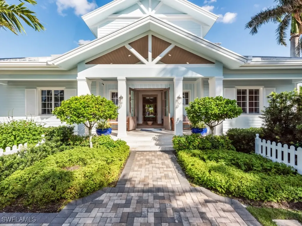 533 Turtle Hatch Lane Naples FL 34103