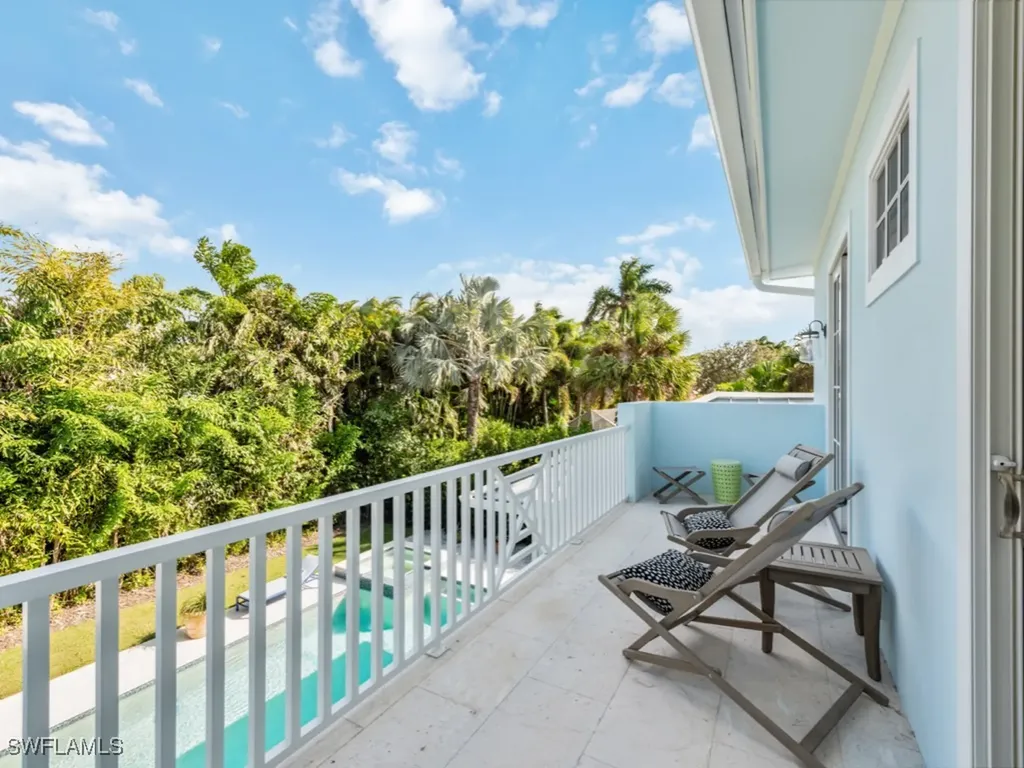 533 Turtle Hatch Lane Naples FL 34103