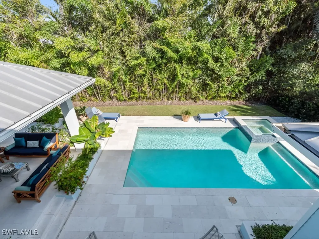 533 Turtle Hatch Lane Naples FL 34103