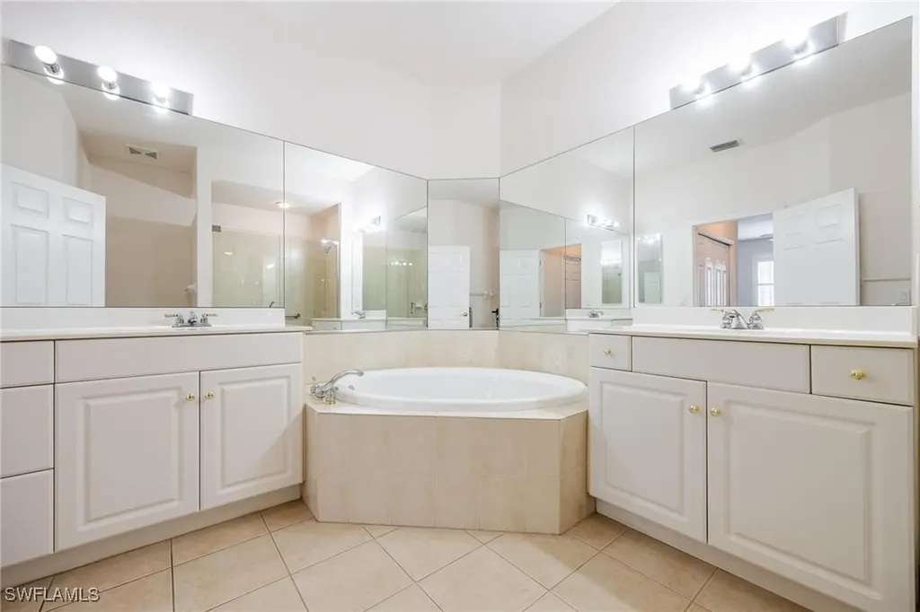 7674 Bay Lake Drive Fort Myers FL 33907