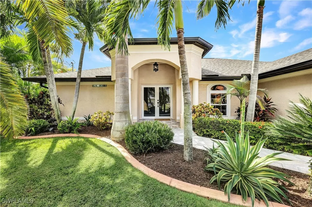 5342 Del Monte Court Cape Coral FL 33904