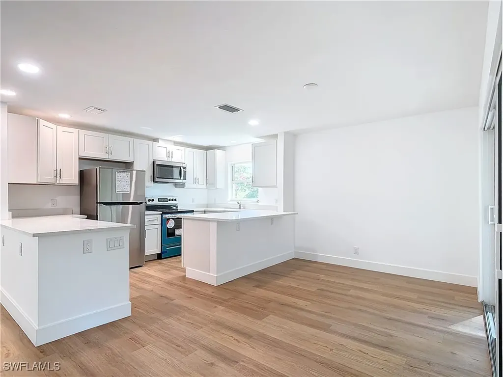 375 Carnaby Court Naples FL 34112