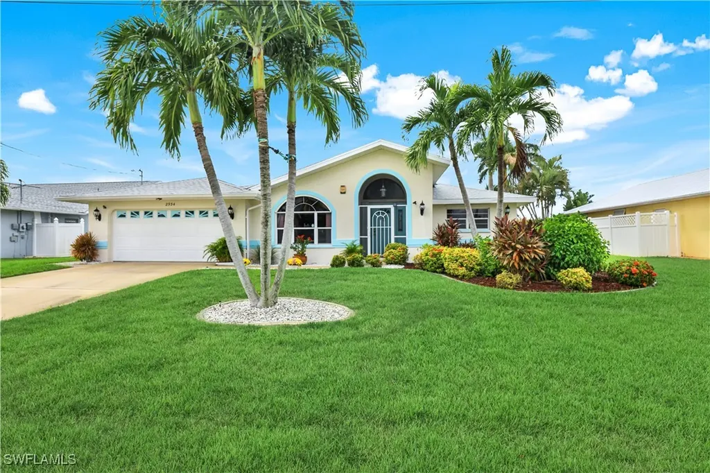 2934 SE 10th Place Cape Coral FL 33904