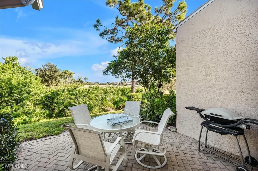 25150 Goldcrest Drive Bonita Springs FL 34134