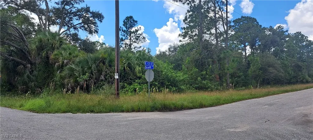 3806 13th Street Lehigh Acres FL 33972