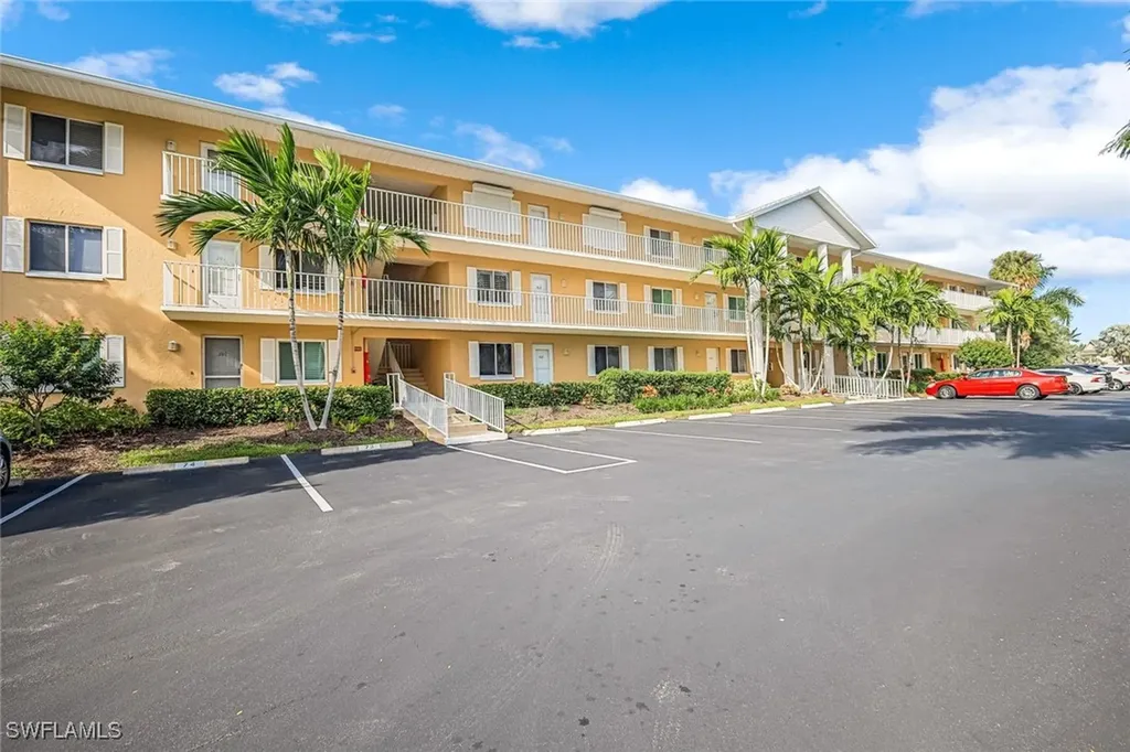 3011 Sandpiper Bay Circle Naples FL 34112