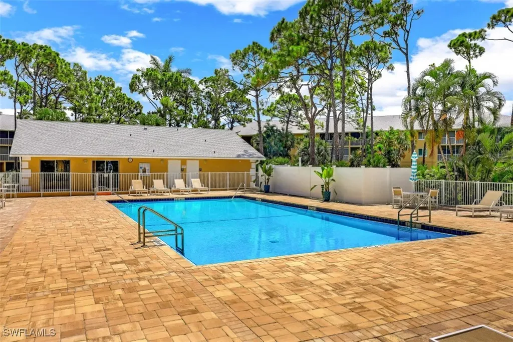 3011 Sandpiper Bay Circle Naples FL 34112