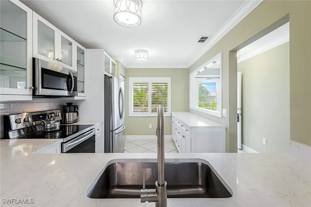 3011 Sandpiper Bay Circle Naples FL 34112
