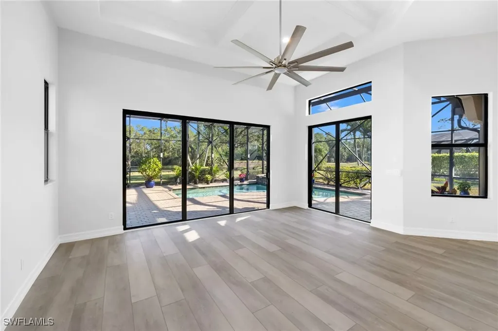 6602 Caldecott Drive Naples FL 34113
