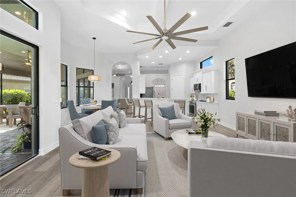 6602 Caldecott Drive Naples FL 34113