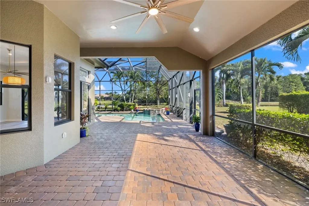 6602 Caldecott Drive Naples FL 34113