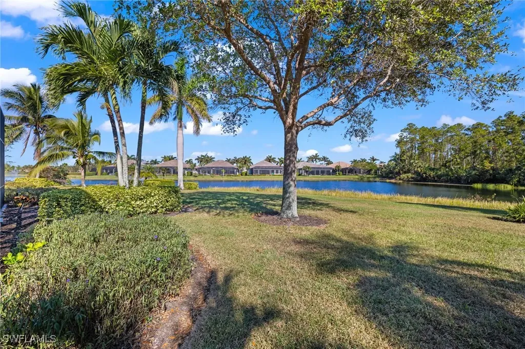 6602 Caldecott Drive Naples FL 34113
