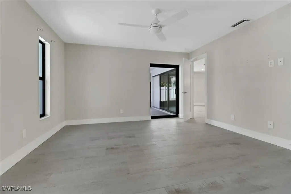 761 99th Avenue N Naples FL 34108