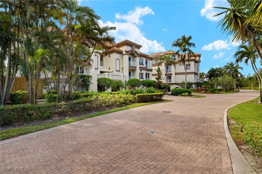 1620 Star Point Lane Naples FL 34112