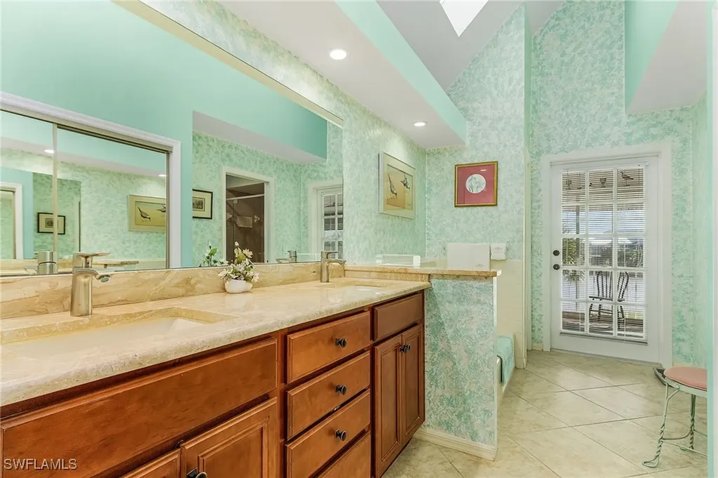 248 Christofer Court Sanibel FL 33957