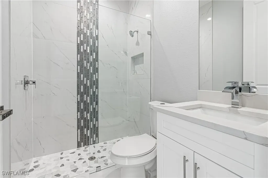1213 NW 42nd Avenue Cape Coral FL 33993