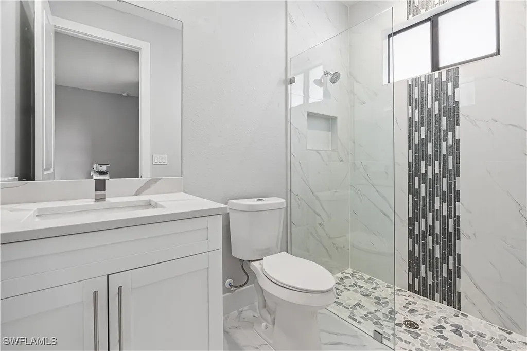 1213 NW 42nd Avenue Cape Coral FL 33993