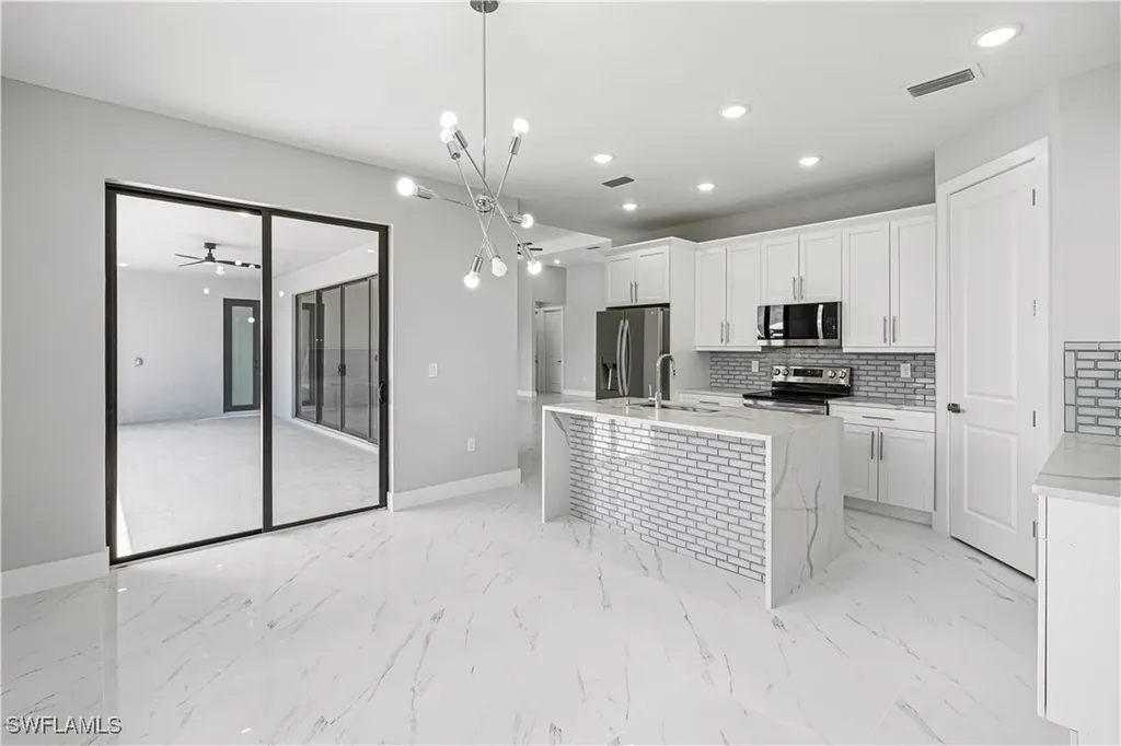1213 NW 42nd Avenue Cape Coral FL 33993