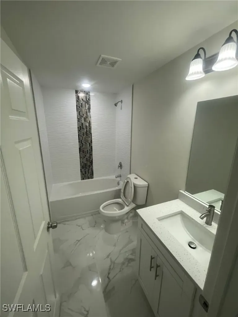 4524/4526 15th Street SW Lehigh Acres FL 33973