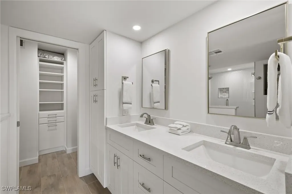 891 Huron Court Marco Island FL 34145
