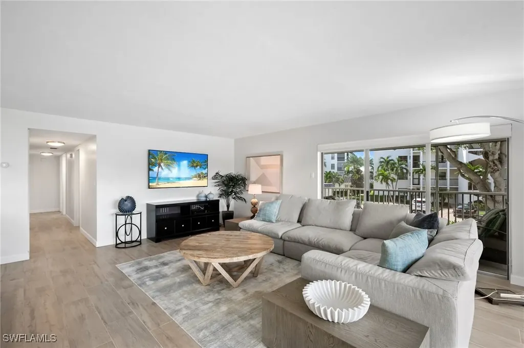 891 Huron Court Marco Island FL 34145