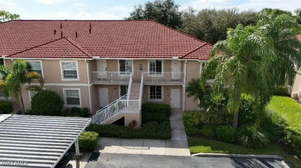 2845 Cypress Trace Circle Naples FL 34119