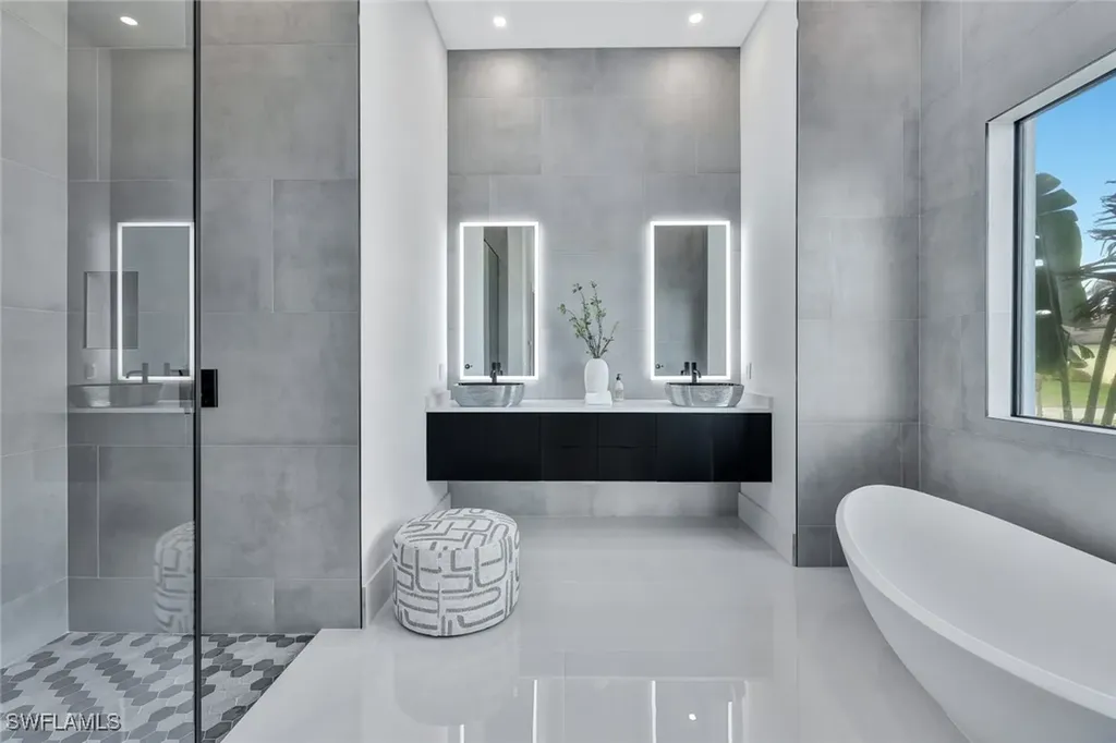 5831 SW 1st Avenue Cape Coral FL 33914