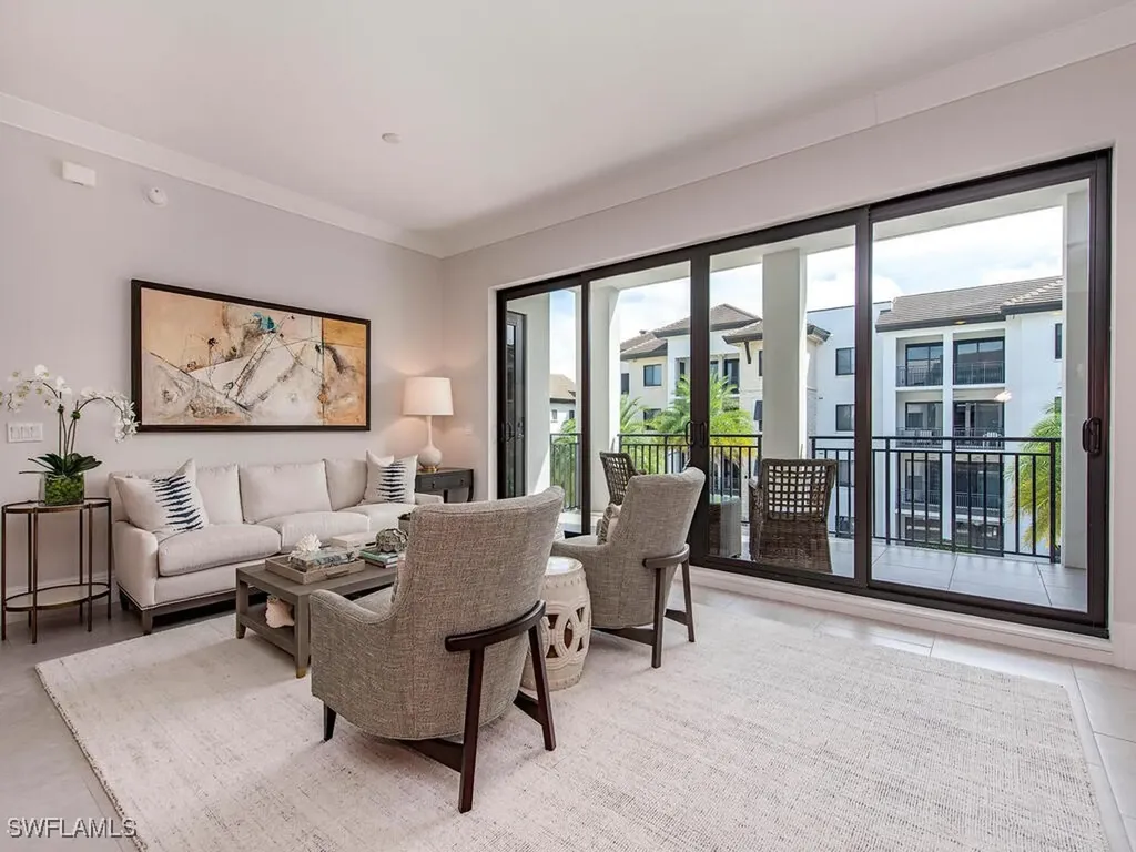 1030 3rd Avenue S Naples FL 34102