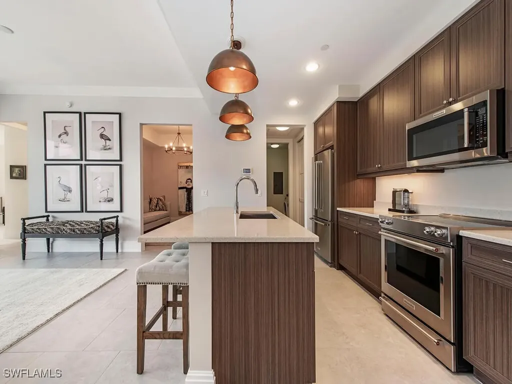 1030 3rd Avenue S Naples FL 34102