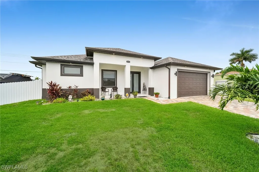 1911 NE 15th Place Cape Coral FL 33909