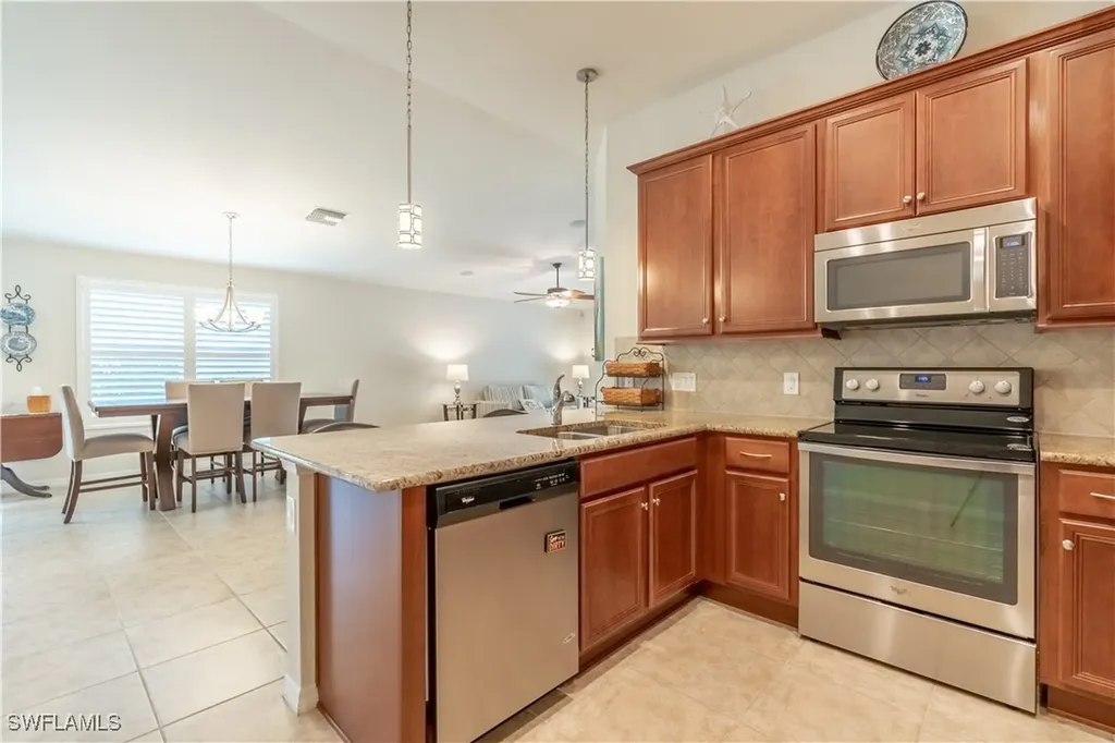 8418 Karina Court Naples FL 34114