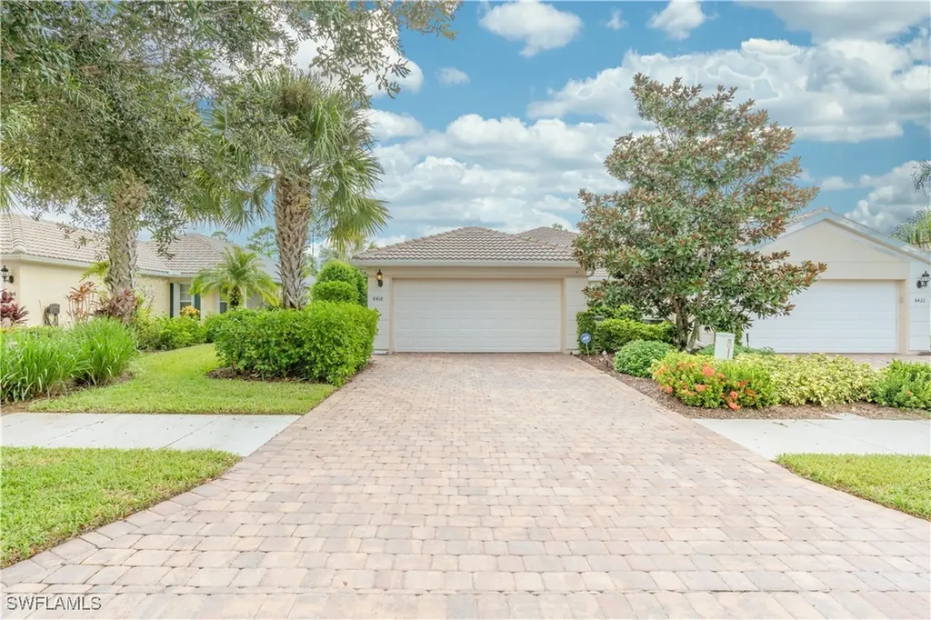 8418 Karina Court Naples FL 34114
