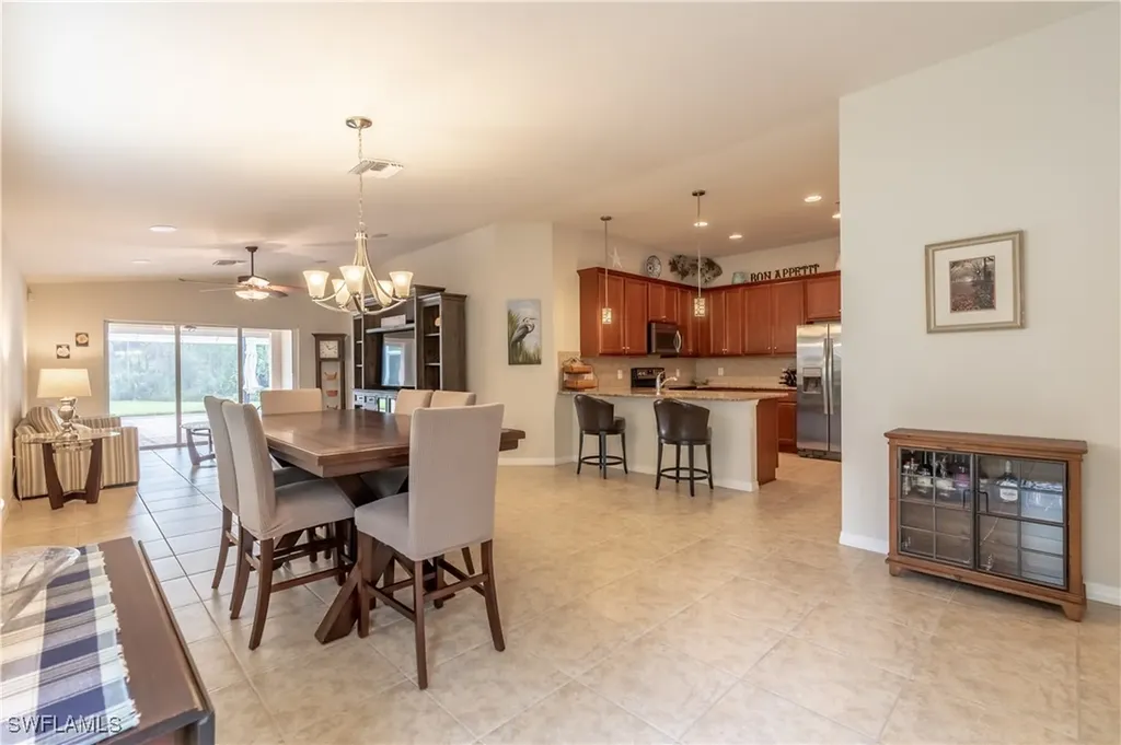 8418 Karina Court Naples FL 34114