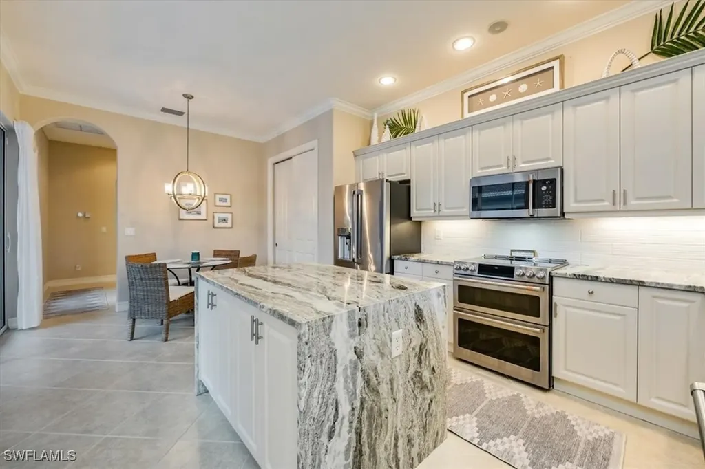 12586 Grandezza Circle Estero FL 33928