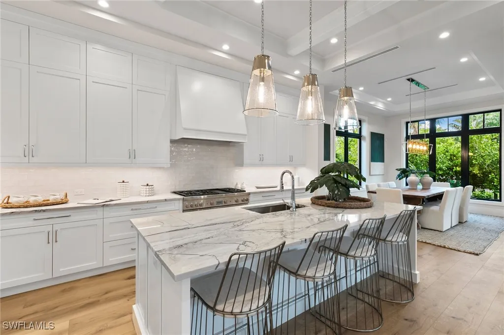 1191 7th Avenue N Naples FL 34102